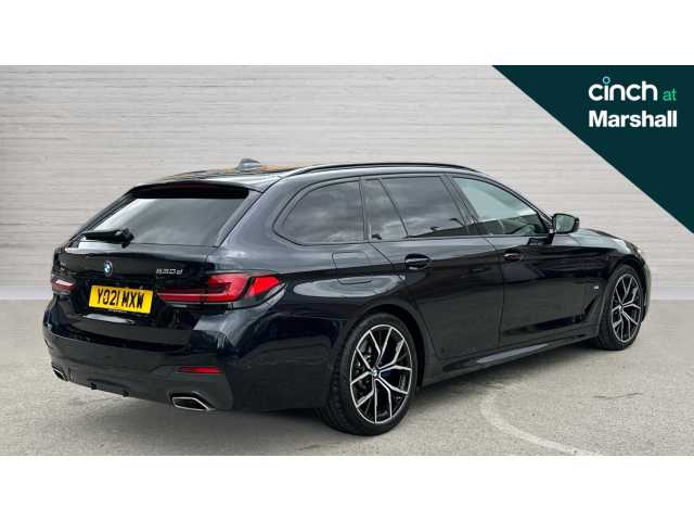 BMW 5 SERIES 530d xDrive MHT M Sport 5dr Auto 