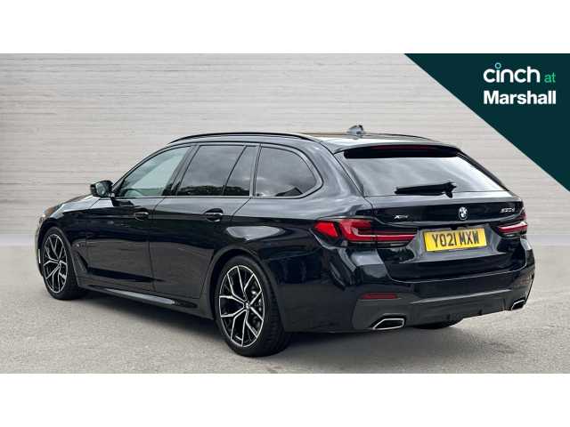 BMW 5 SERIES 530d xDrive MHT M Sport 5dr Auto 