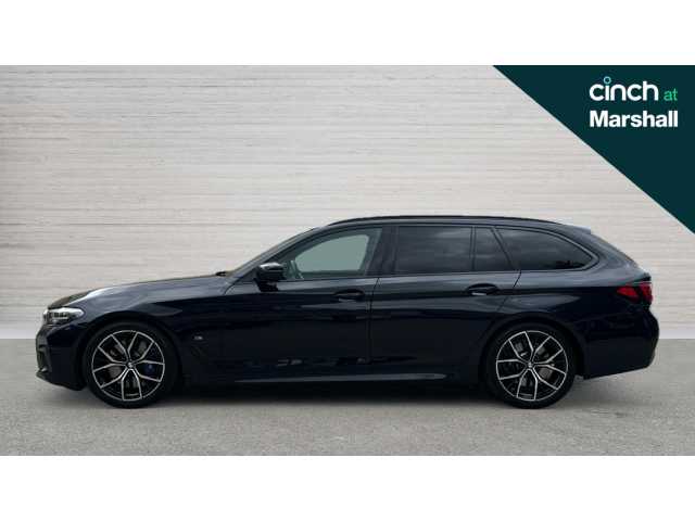 BMW 5 SERIES 530d xDrive MHT M Sport 5dr Auto 