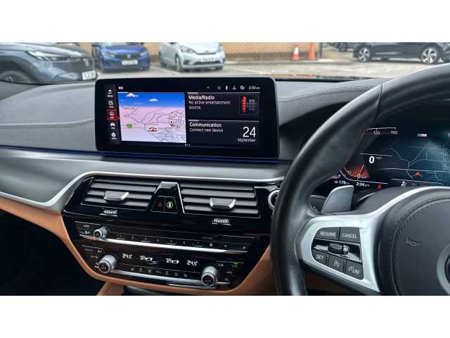 BMW 5 SERIES 530d xDrive MHT M Sport 5dr Auto 