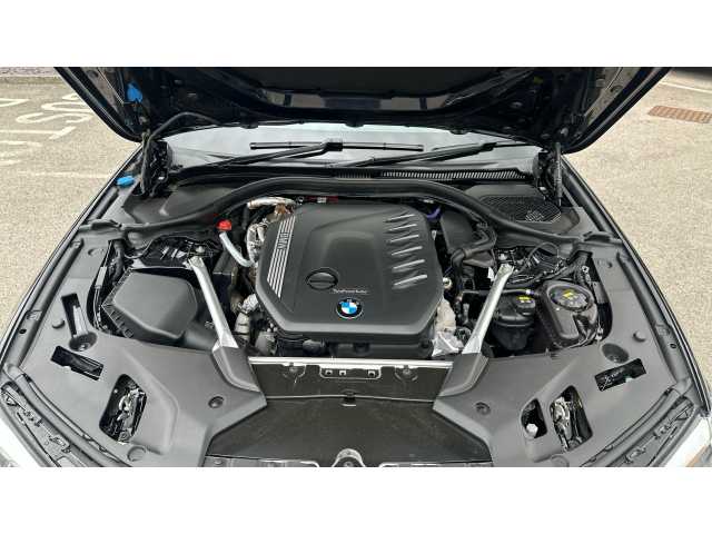 BMW 5 SERIES 530d xDrive MHT M Sport 5dr Auto 