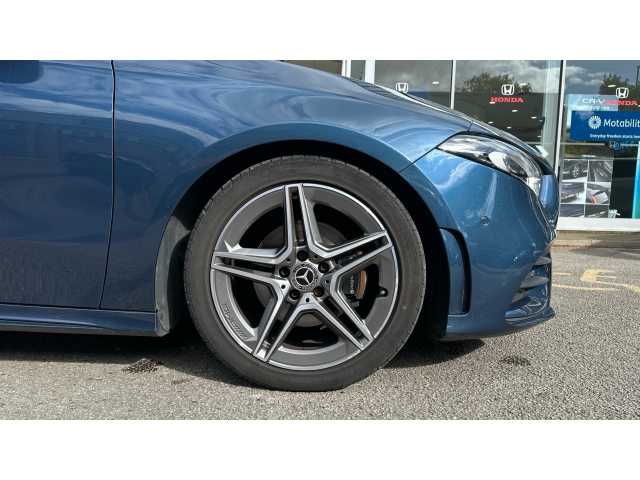 Mercedes-Benz A 180 180d AMG Line Premium Plus 5dr Auto 