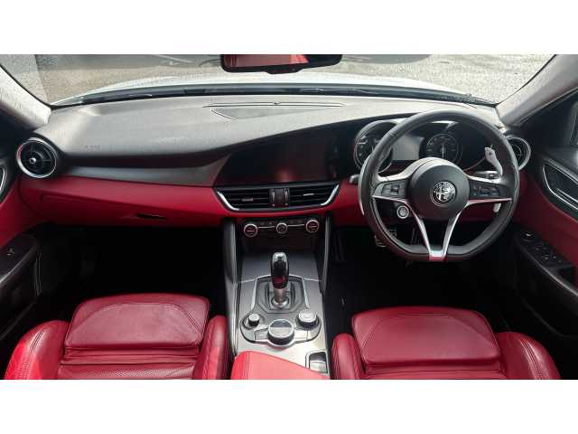 Alfa Romeo Giulia GIULIA 2.0 TB 280 Veloce 4dr Auto 