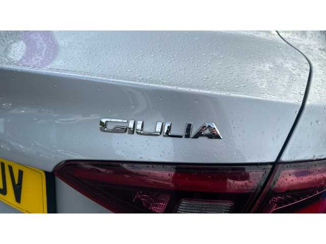 Alfa Romeo Giulia GIULIA 2.0 TB 280 Veloce 4dr Auto 