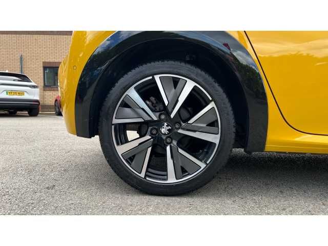 Peugeot 208 208 1.2 PureTech 100 GT 5dr 