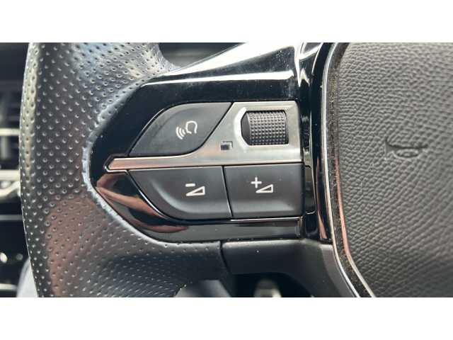 Peugeot 208 208 1.2 PureTech 100 GT 5dr 