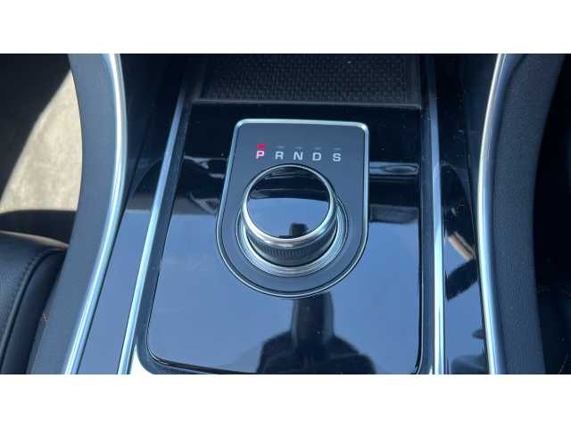 Jaguar XE XE 2.0d Prestige 4dr Auto 