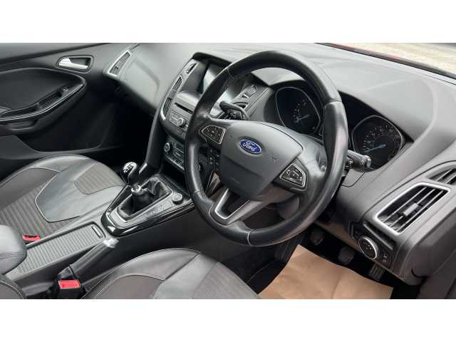 Ford Focus FOCUS 1.5 TDCi 120 Titanium X Navigation 5dr 