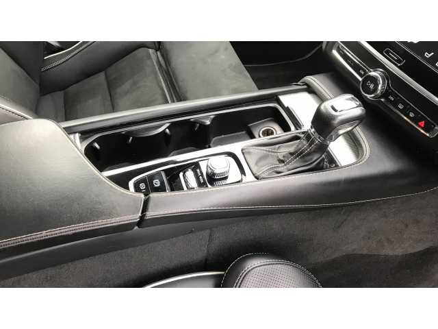 Volvo S90 S90 2.0 T4 R DESIGN 4dr Geartronic 