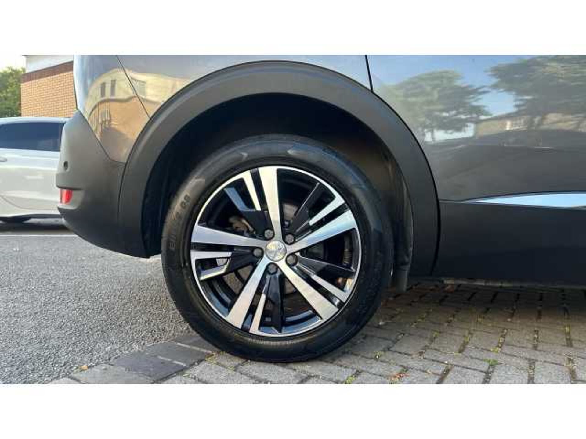 Peugeot 5008 5008 1.5 BlueHDi Allure 5dr EAT8 