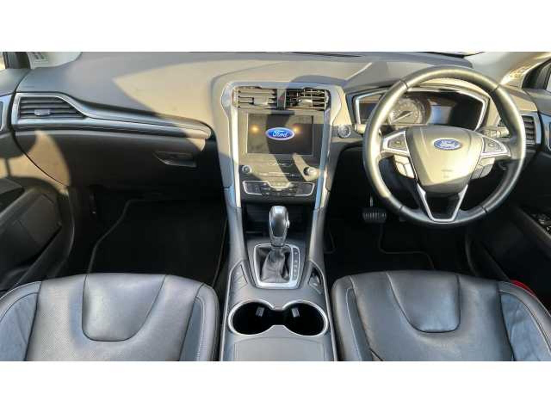 Ford Mondeo MONDEO 2.0 Hybrid Titanium Edition 5dr Auto 
