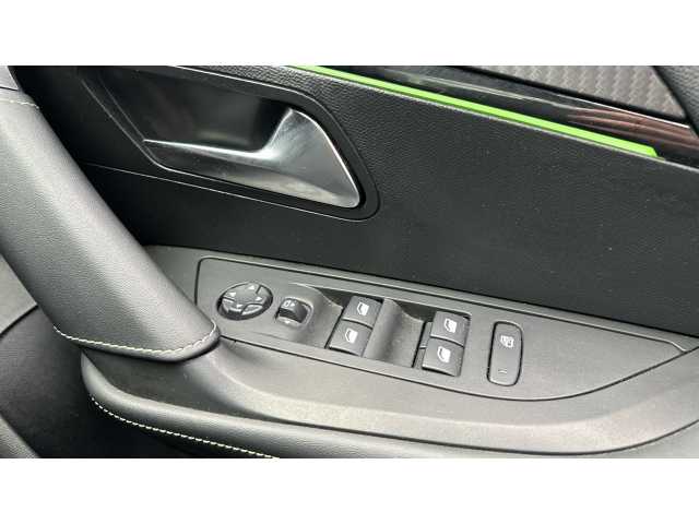 Peugeot 2008 2008 1.2 PureTech 130 GT Premium 5dr 