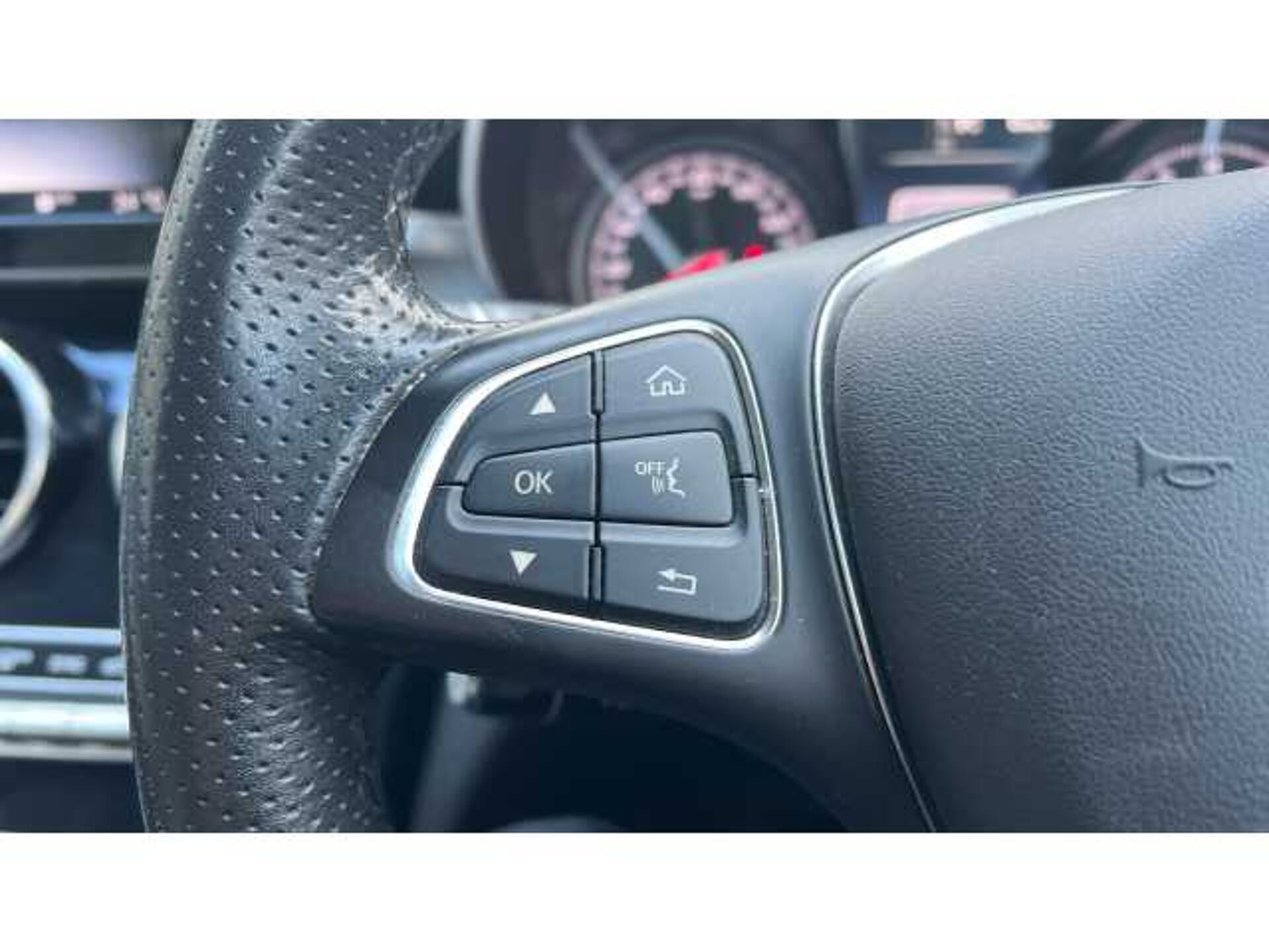 Mercedes-Benz C CLASS C200 Sport 5dr 9G-Tronic 
