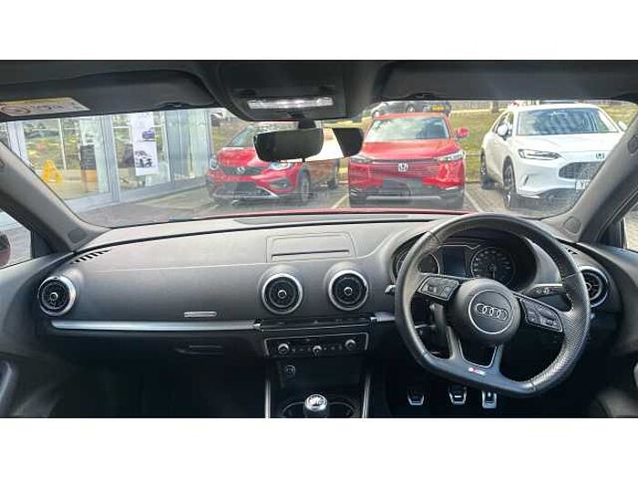 Audi A3 A3 1.5 TFSI Black Edition 5dr 