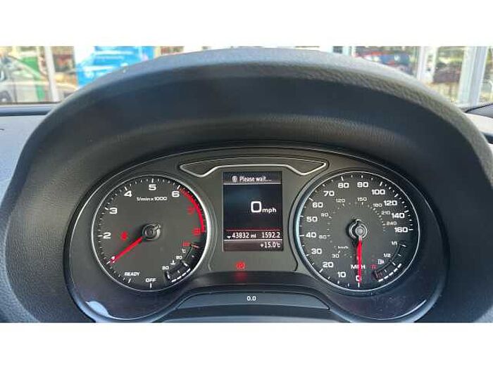 Audi A3 A3 1.5 TFSI Black Edition 5dr 