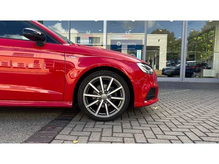 Audi A3 A3 1.5 TFSI Black Edition 5dr 
