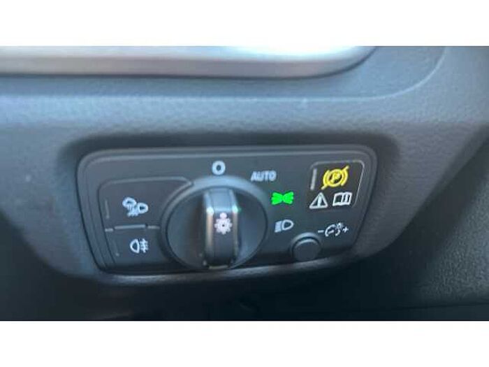 Audi A3 A3 1.5 TFSI Black Edition 5dr 