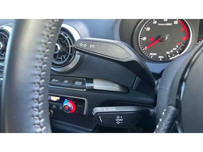 Audi A3 A3 1.5 TFSI Black Edition 5dr 