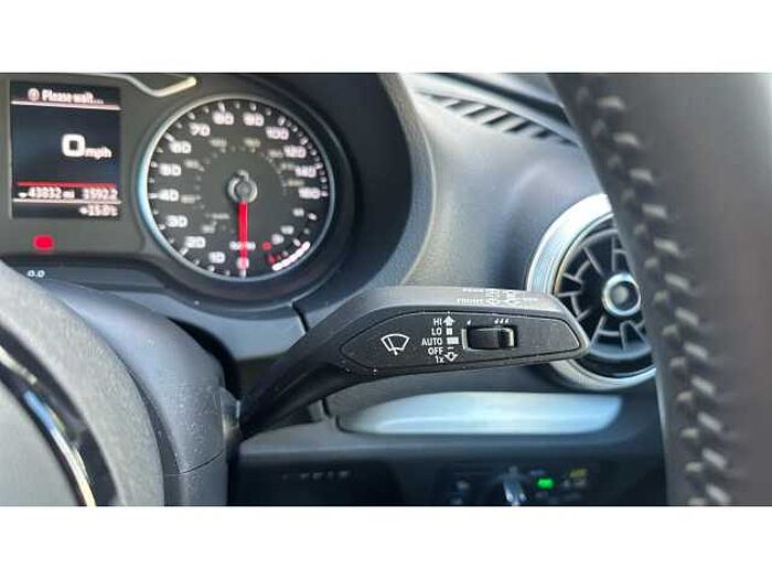 Audi A3 A3 1.5 TFSI Black Edition 5dr 