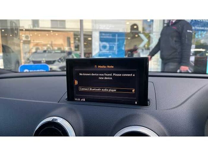 Audi A3 A3 1.5 TFSI Black Edition 5dr 