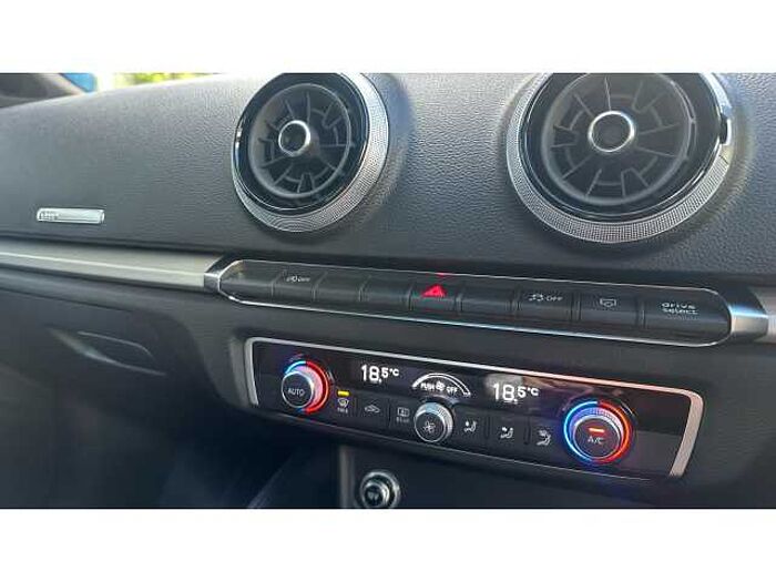 Audi A3 A3 1.5 TFSI Black Edition 5dr 