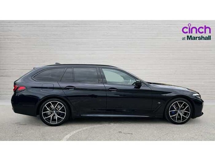 BMW 5 SERIES 530d xDrive MHT M Sport 5dr Auto 