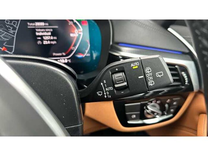 BMW 5 SERIES 530d xDrive MHT M Sport 5dr Auto 