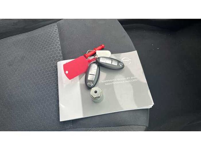 Nissan Juke JUKE 1.2 DiG-T N-Connecta 5dr 