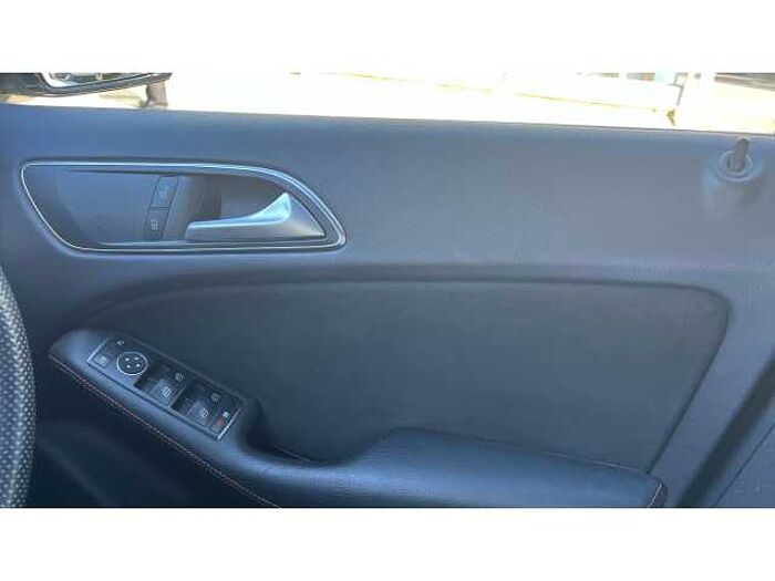 Mercedes-Benz B 220 220d AMG Line Executive 5dr Auto 