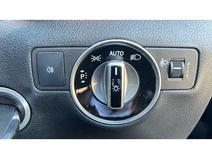 Mercedes-Benz B 220 220d AMG Line Executive 5dr Auto 