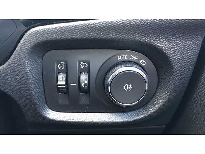 Vauxhall Corsa C CORSA 1.2 SE Edition 5dr 