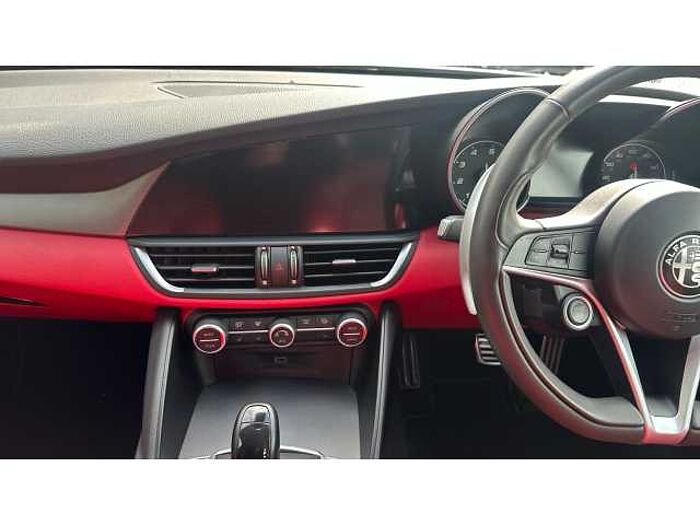 Alfa Romeo Giulia GIULIA 2.0 TB 280 Veloce 4dr Auto 