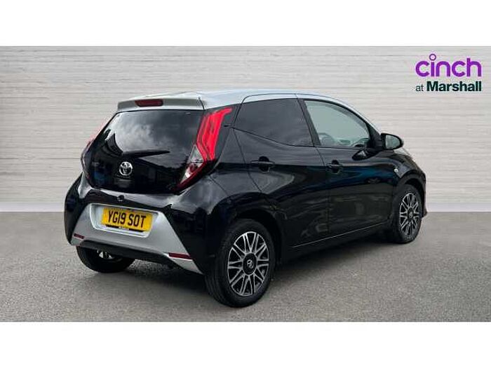 Toyota Aygo AYGO 1.0 VVT-i X-Clusiv 5dr 