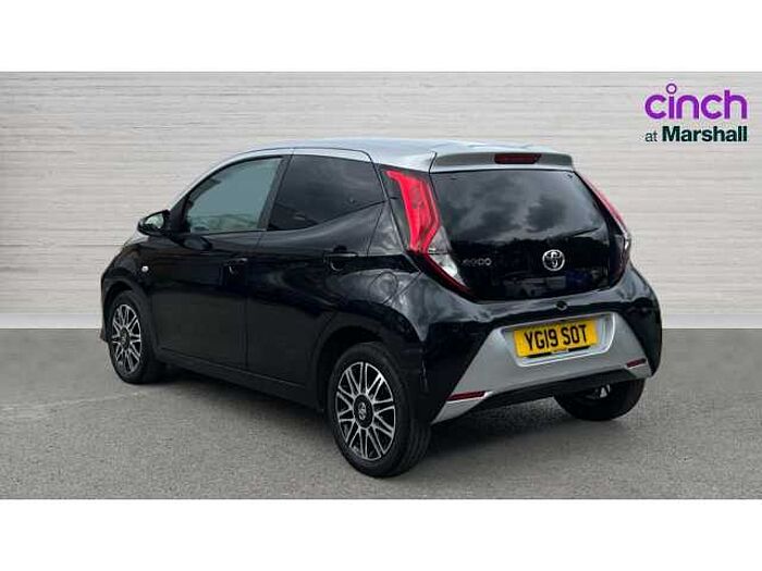 Toyota Aygo AYGO 1.0 VVT-i X-Clusiv 5dr 