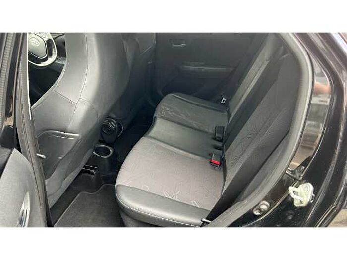 Toyota Aygo AYGO 1.0 VVT-i X-Clusiv 5dr 