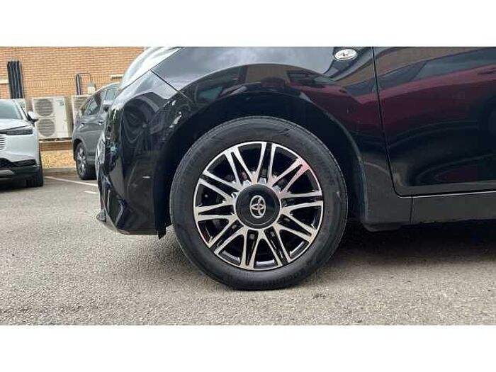 Toyota Aygo AYGO 1.0 VVT-i X-Clusiv 5dr 