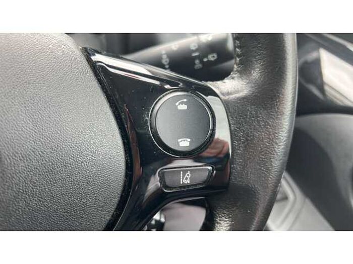 Toyota Aygo AYGO 1.0 VVT-i X-Clusiv 5dr 