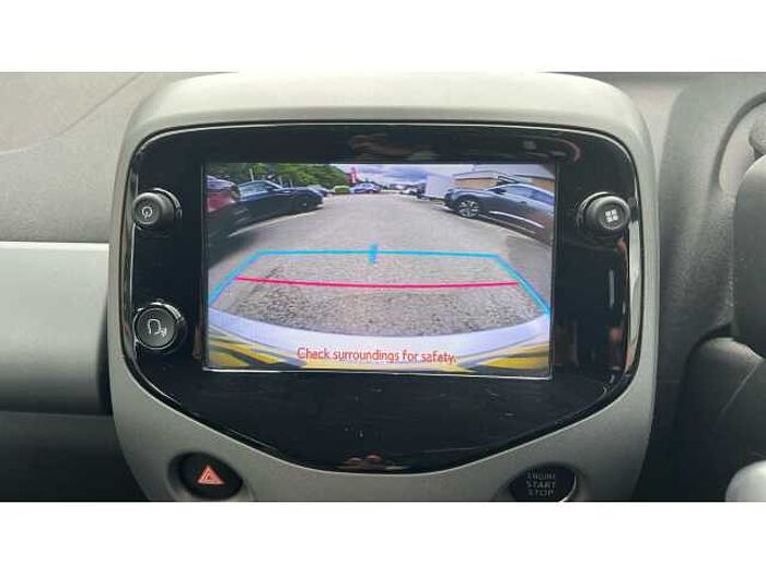 Toyota Aygo AYGO 1.0 VVT-i X-Clusiv 5dr 