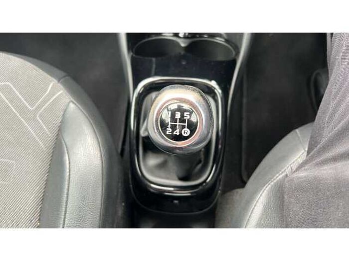 Toyota Aygo AYGO 1.0 VVT-i X-Clusiv 5dr 