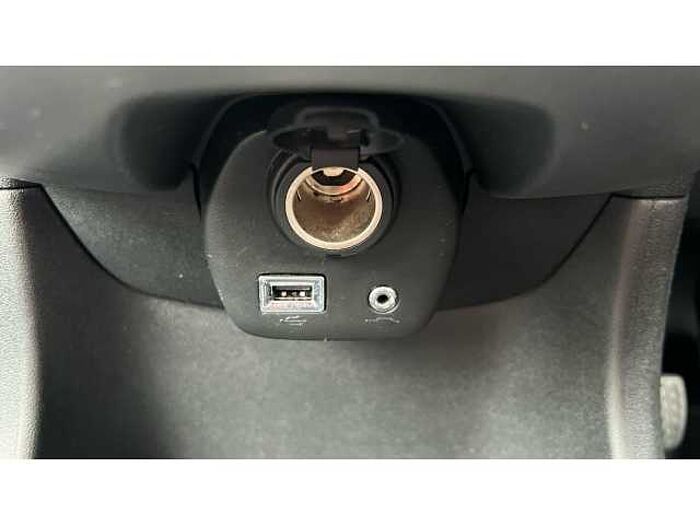 Toyota Aygo AYGO 1.0 VVT-i X-Clusiv 5dr 