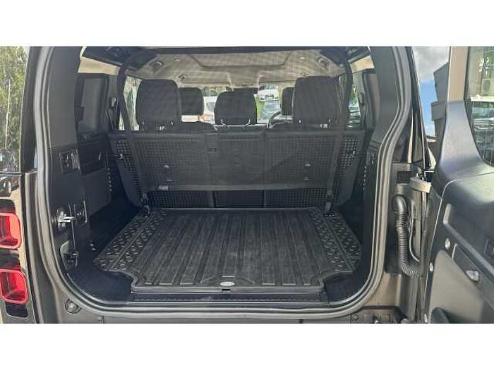 Land Rover Defender DEFENDER 3.0 D250 XS Edition 110 5dr Auto 
