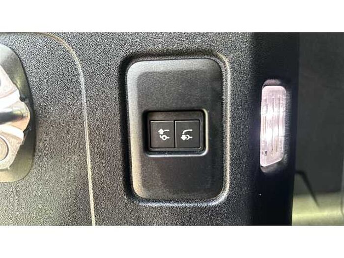 Land Rover Defender DEFENDER 3.0 D250 XS Edition 110 5dr Auto 