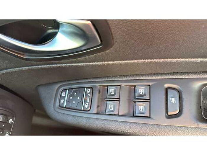 Renault Captur CAPTUR 0.9 TCE 90 Dynamique S Nav 5dr 