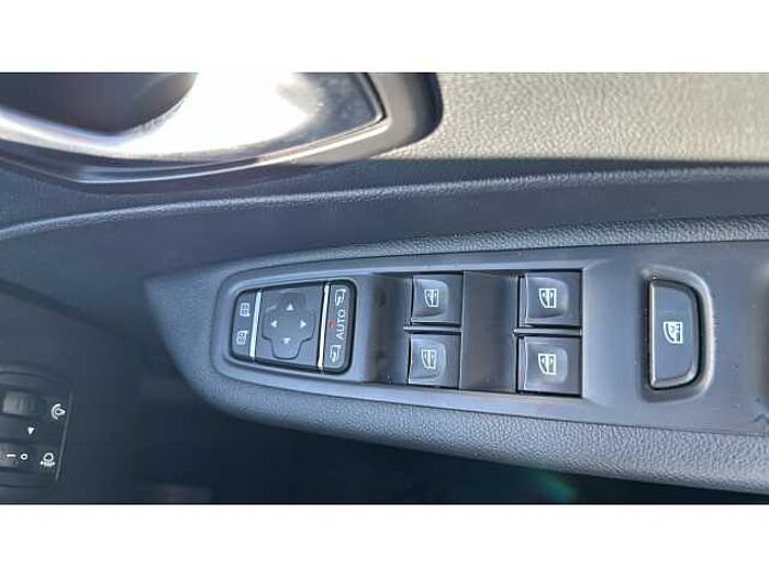 Renault Captur CAPTUR 0.9 TCE 90 Dynamique S Nav 5dr 