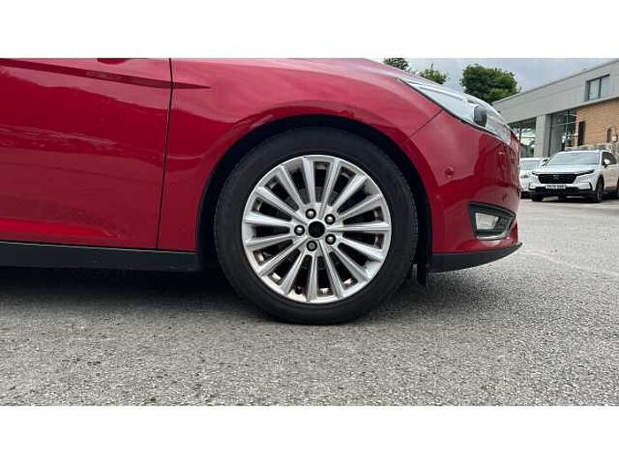 Ford Focus FOCUS 1.5 TDCi 120 Titanium X Navigation 5dr 