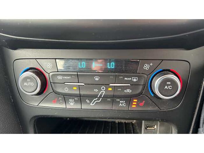 Ford Focus FOCUS 1.5 TDCi 120 Titanium X Navigation 5dr 