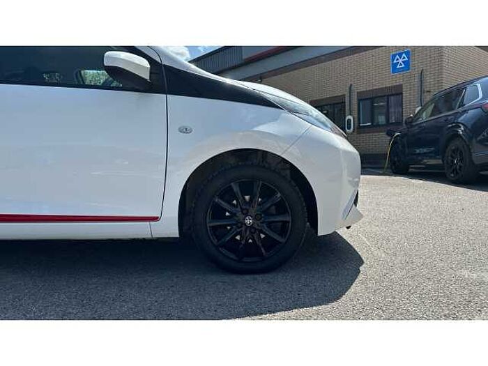 Toyota Aygo AYGO 1.0 VVT-i X-Press 5dr 