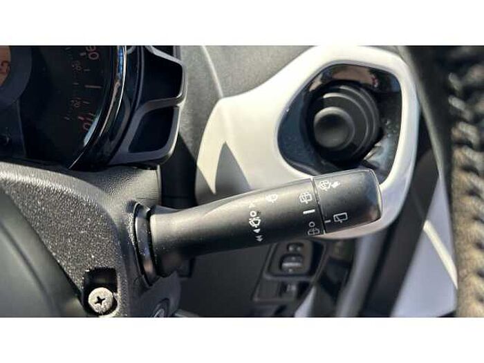 Toyota Aygo AYGO 1.0 VVT-i X-Press 5dr 