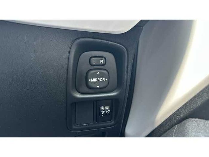 Toyota Aygo AYGO 1.0 VVT-i X-Press 5dr 