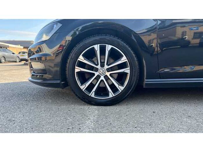 Volkswagen Golf GOLF 2.0 TDI R-Line 5dr 